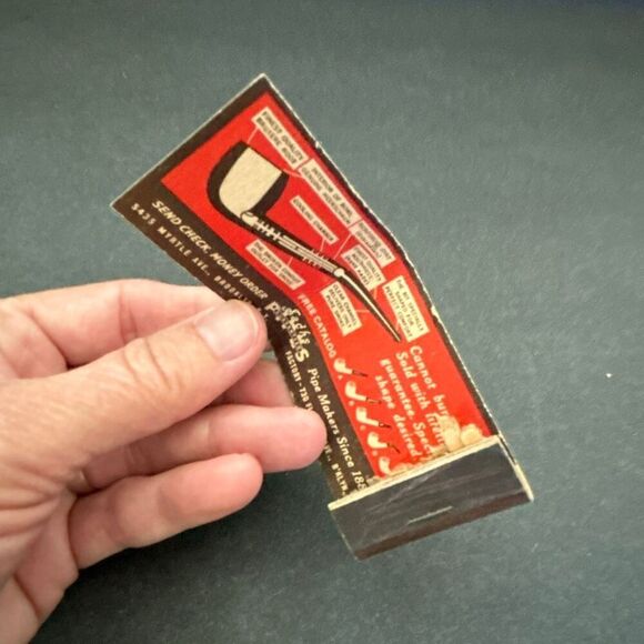 Vtg Match Book Lot of 25 *Random selection in each lot* Matchbook Advertising - Picture 8 of 9